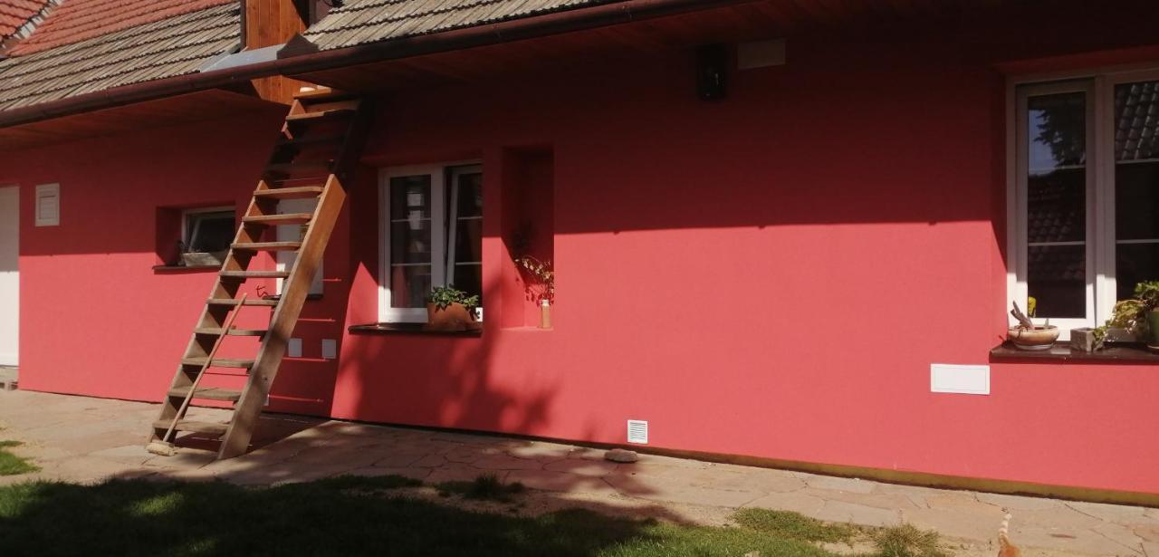 Keramicky A Vytvarny Atelier Konesin 외부 사진